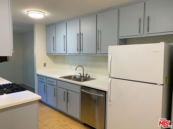 2nd image of 4923 Indian Wood Rd Unit 382