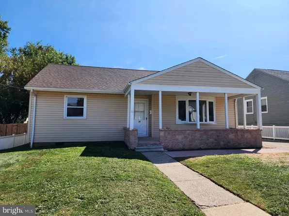 26 Gail Rd, New Castle, DE 19720