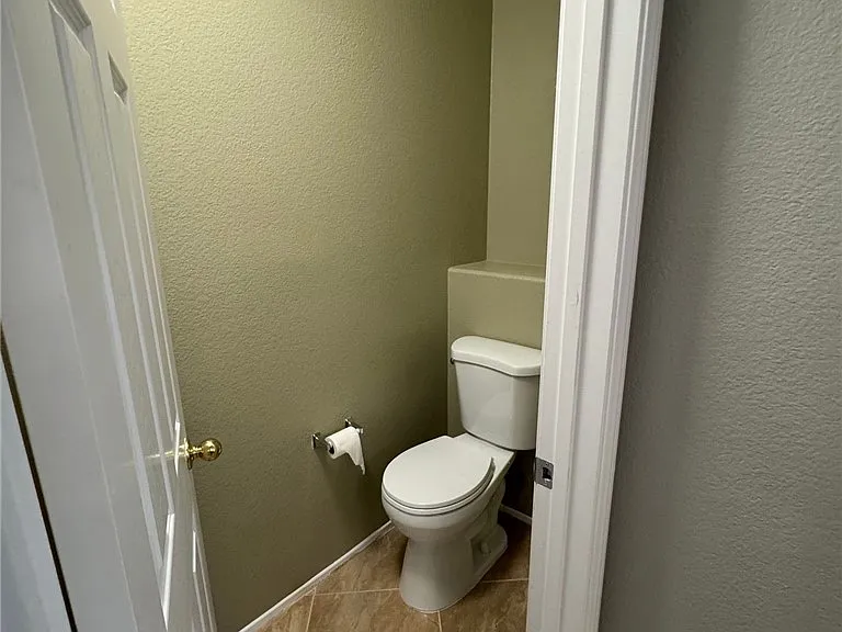 29166 Branwin St — Photo 23