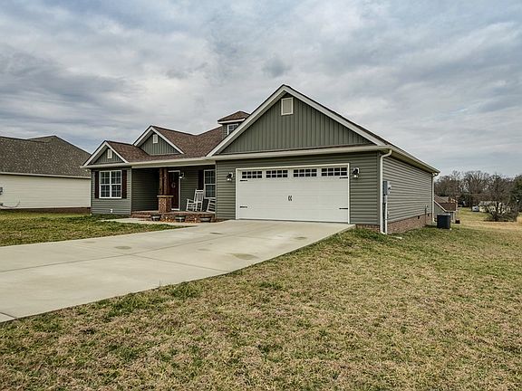 2nd image of 4525 Hensley Dr