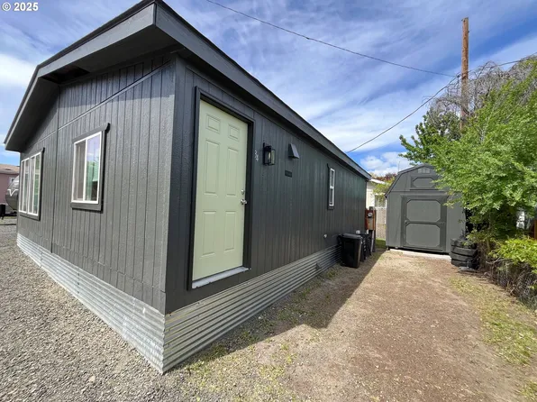 3800 W 6th St Unit 34, The Dalles, OR 97058