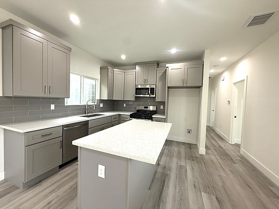 4th image of 11805 Faun Ln