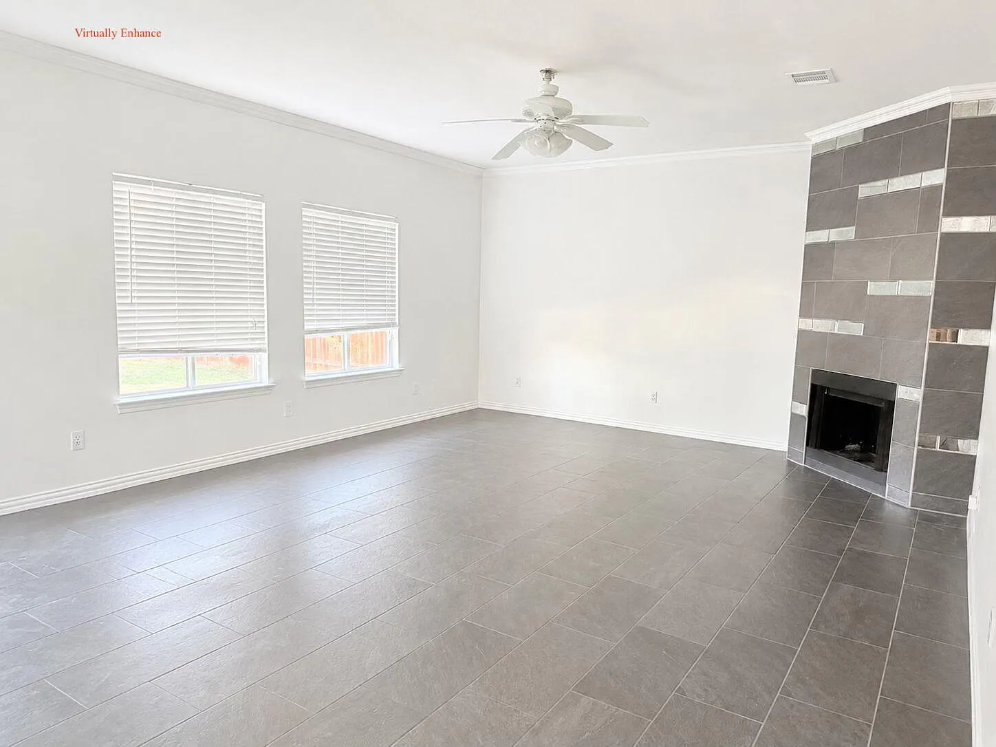 5 bed, 3.5 bath, 3050 sqft, $2,814 — Photo 4