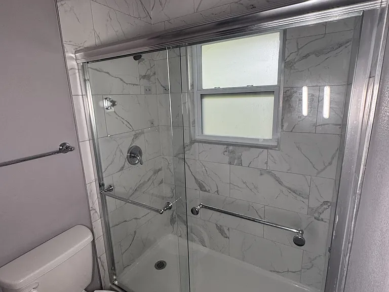 2834 Cedar Cir #4 — Photo 8