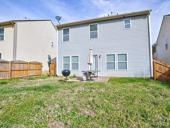2nd image of 1033 Joselynn Dr