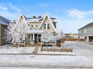 32 N Auburn Bay Blvd SE, Calgary, AB T3M 0V7