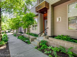3134 SW Dolph Ct #A6, Portland, OR 97219