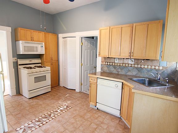 4th image of 1016 Sigsbee St SE