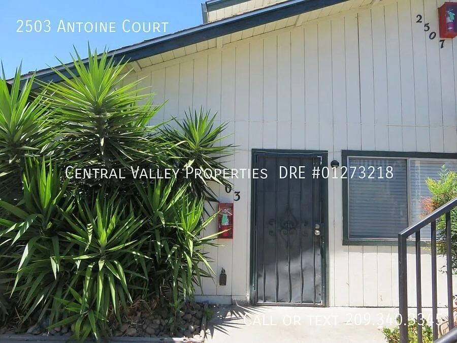 2503 Antoine Ct
