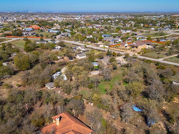 2nd image of 185 Monterrey Hills Dr