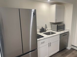 17 Larkin Cir #17B, West Orange, NJ 07052