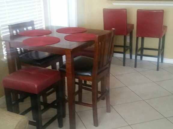 3rd image of 1001 Via Deluna Dr
