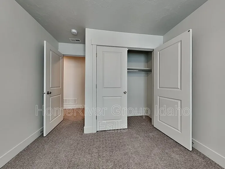 651 S 2400 W #3102 — Photo 11