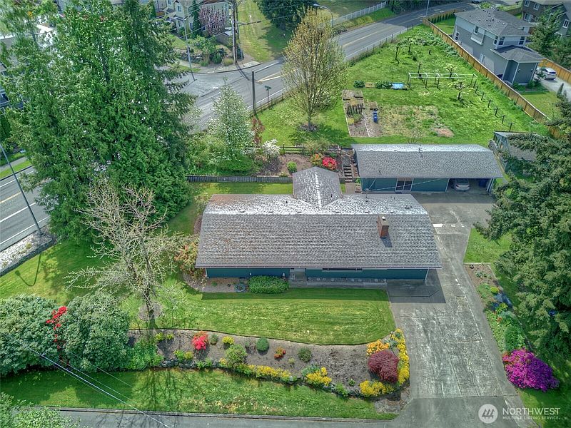 3rd image of 12202 Seattle Hill Road