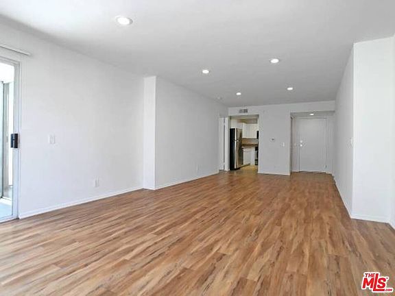 2nd image of 1818 Camden Ave APT 104