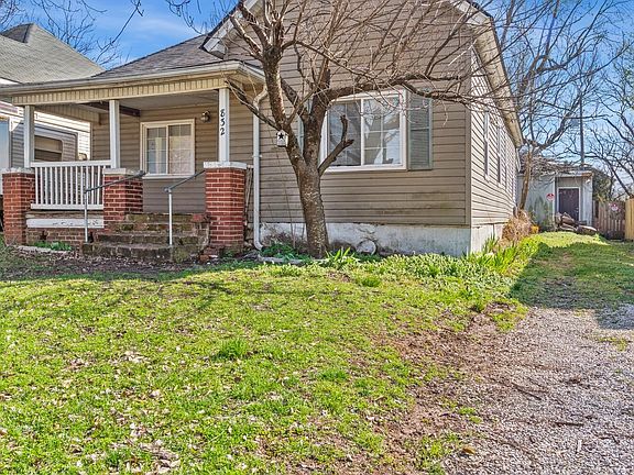 2nd image of 832 West Calhoun Street