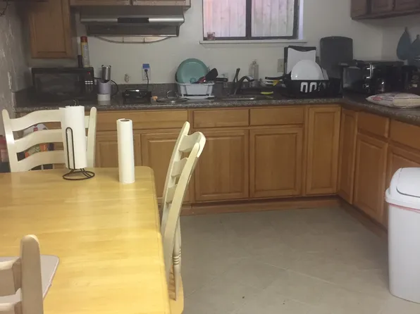 6242 25th Ave NE #Basement, Seattle, WA 98115