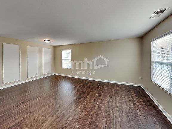 5th image of 1836 Meadow Crossing Dr
