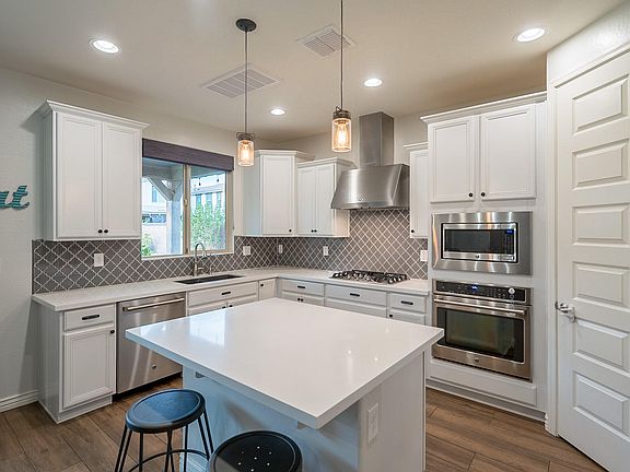 2nd image of 4276 E Amber Ln