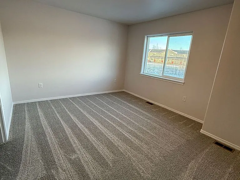1733 N Nina Cir — Photo 11