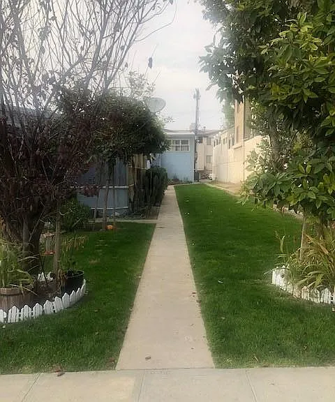 417 E Palm Ave #1/2 — Photo 2