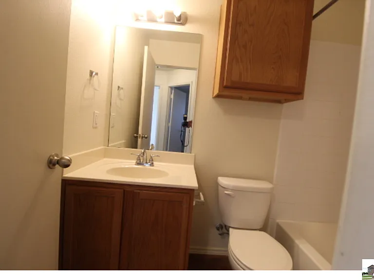 2923 Starlight Dr #B — Photo 36