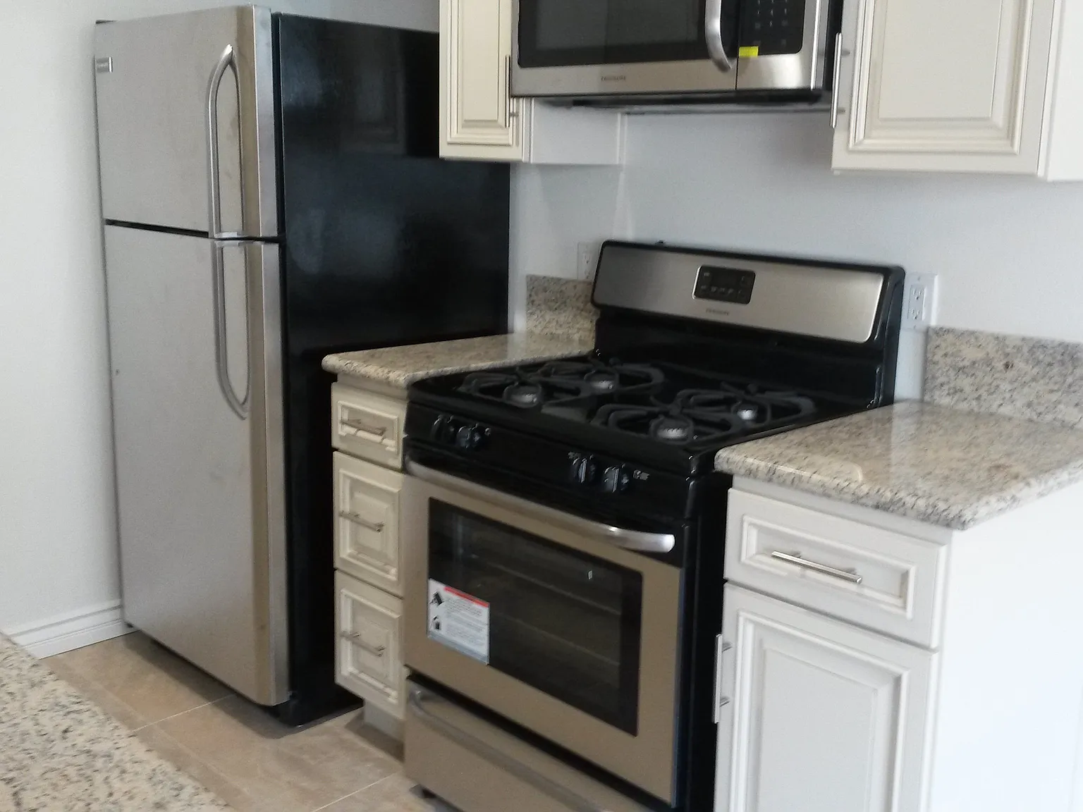 2 bed, 1200 sqft, $2,395 — Photo 1