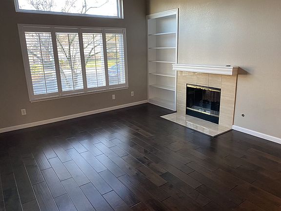 3rd image of 543 Danby Ct