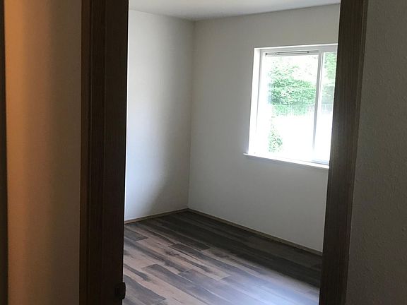 3rd image of 5806 157th Street Ct E