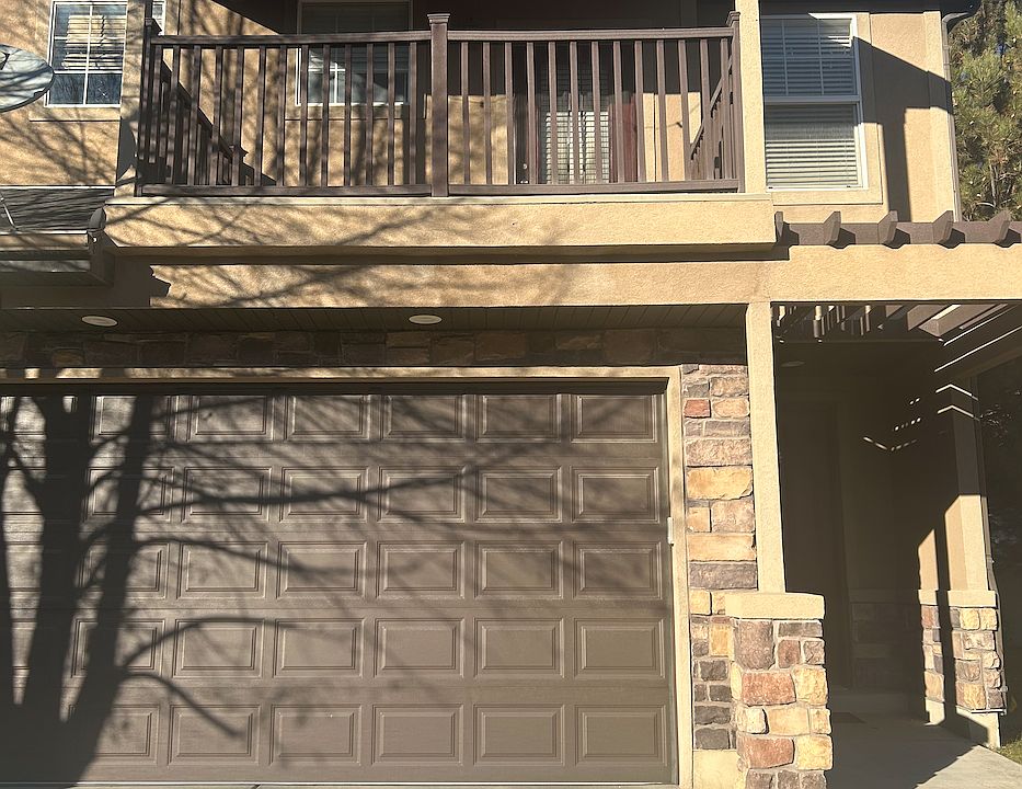 1st image of 1556 W 140 N
