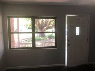 27736 Lisa Dr, Tavares, FL 32778