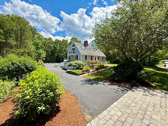 4th image of 27 Crestview Drive