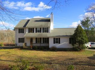 11 Smith Rd, Sutton, MA 01590