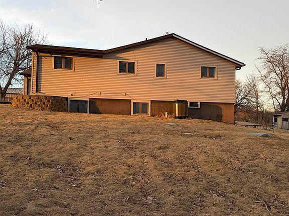 4th image of 17955 87th St