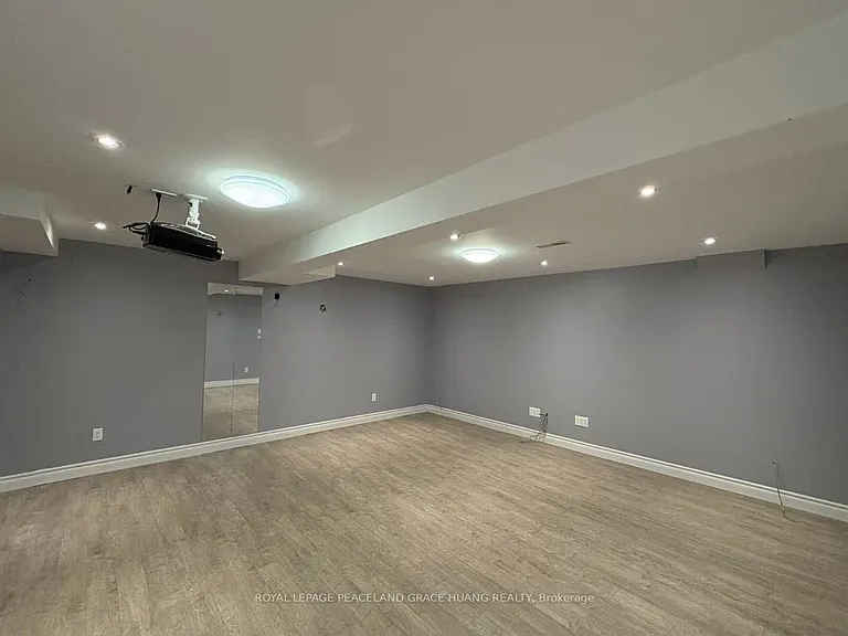 3 Tarmack Dr — Photo 33