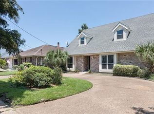 5317 Washingtonian Dr, Metairie, LA 70003
