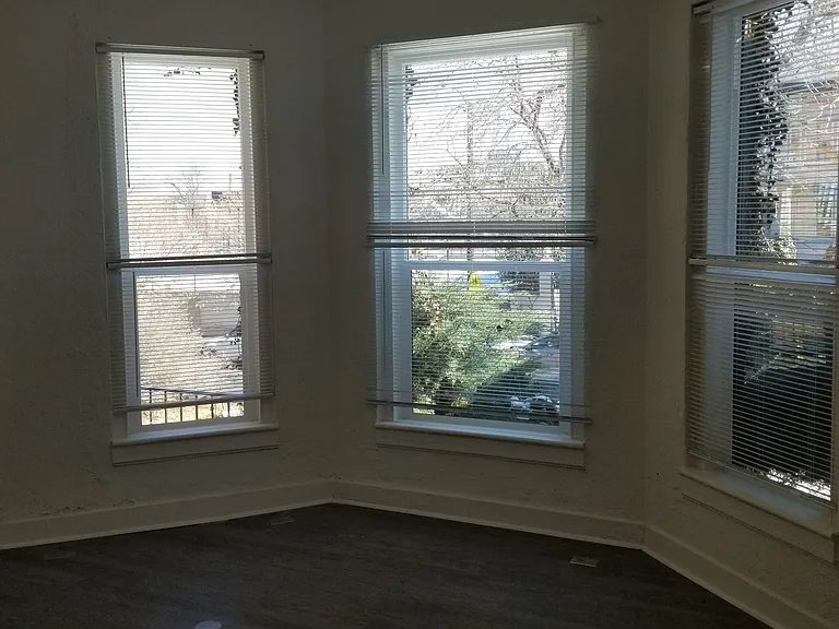 1263 N Clarkson St #3 — Photo 4