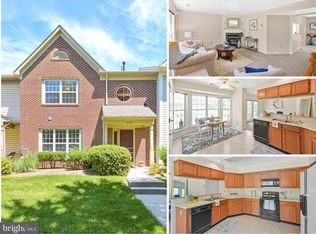 832 Waterford Dr, Frederick, MD 21702