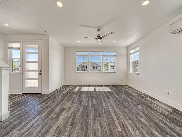 2221 Tapia Way — Photo 4