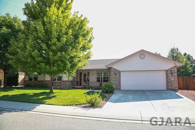1st image of 638 W Pagosa Dr