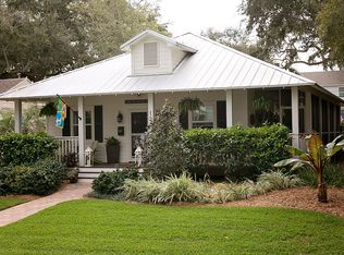 126 27th Ave N, Saint Petersburg, FL 33704