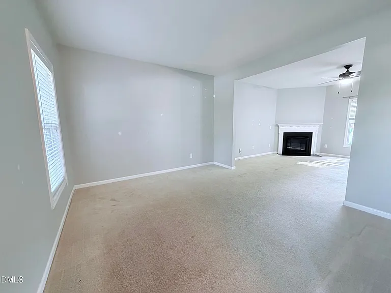 536 Gooseberry Dr — Photo 2
