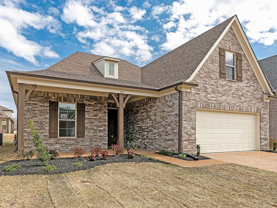 1st image of 125 Dogwood Spring Dr