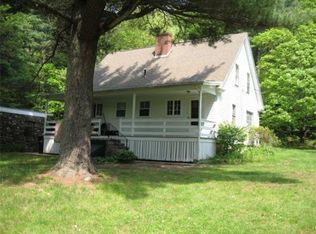 84 Harrington Rd, Charlton, MA 01507