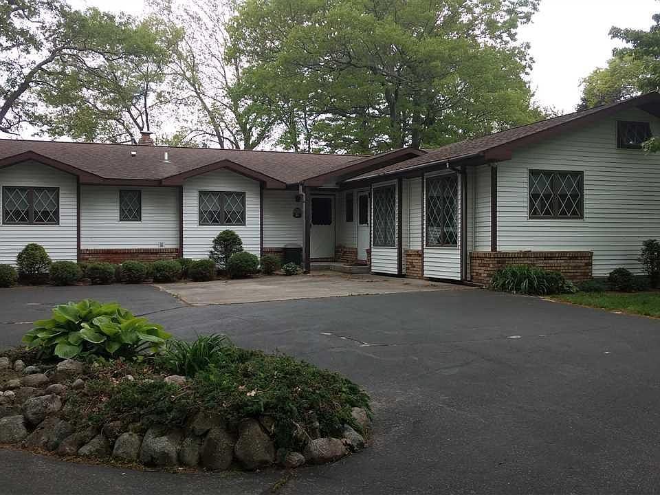1st image of 4420 E Michigan Ave