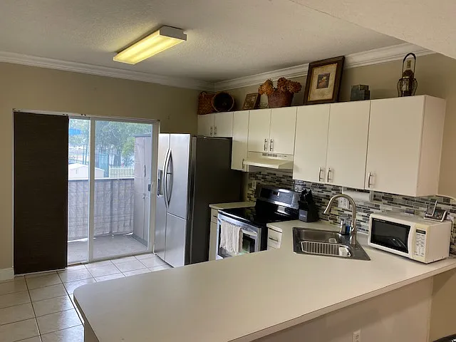 8380 NW 103rd St — Photo 14