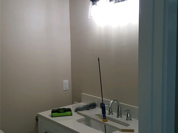 4th image of 35806 53rd Ave S