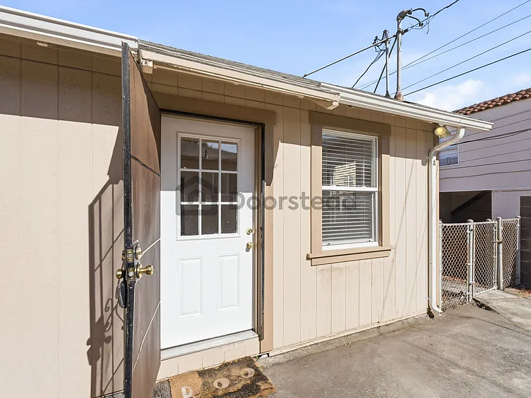 4339 Adeline St #A — Photo 5
