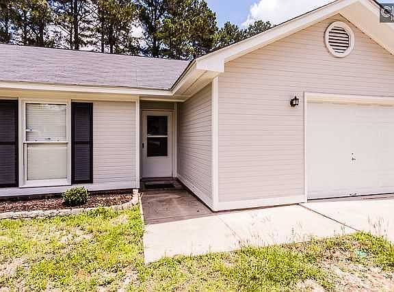 3rd image of 213 N Chateau Dr