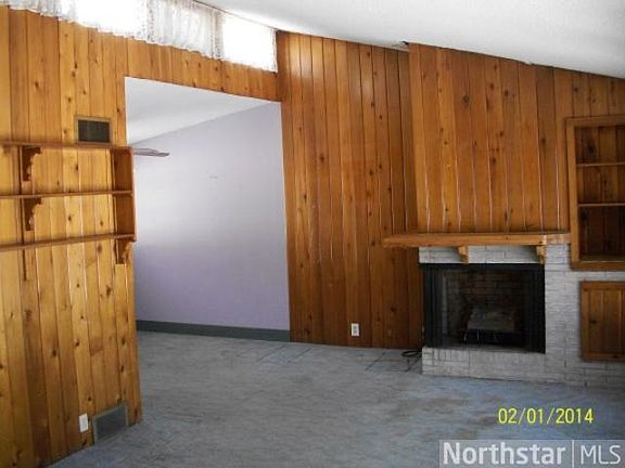 4th image of 34 S Fuller Ave